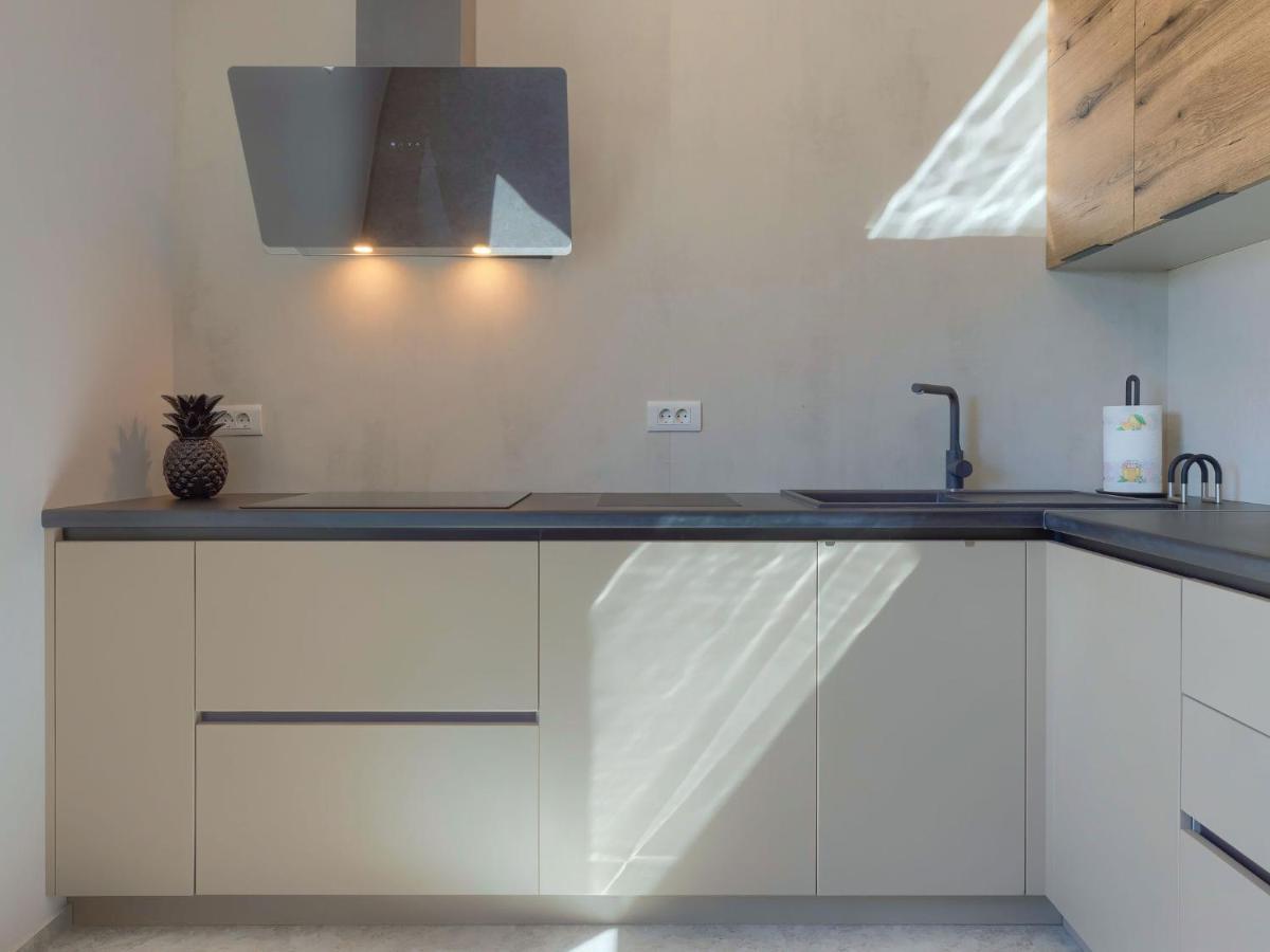 Apartment Wing 77 By Interhome Pula