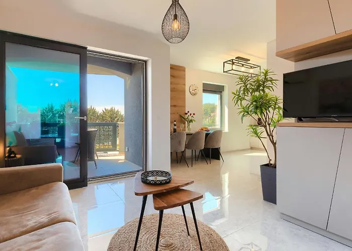 Apartment Wing 77 By Interhome