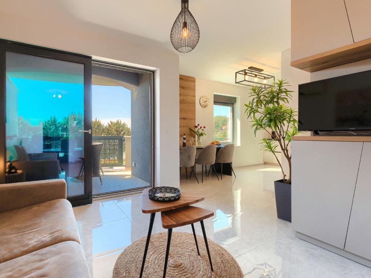 Lägenhet Wing 77 By Interhome